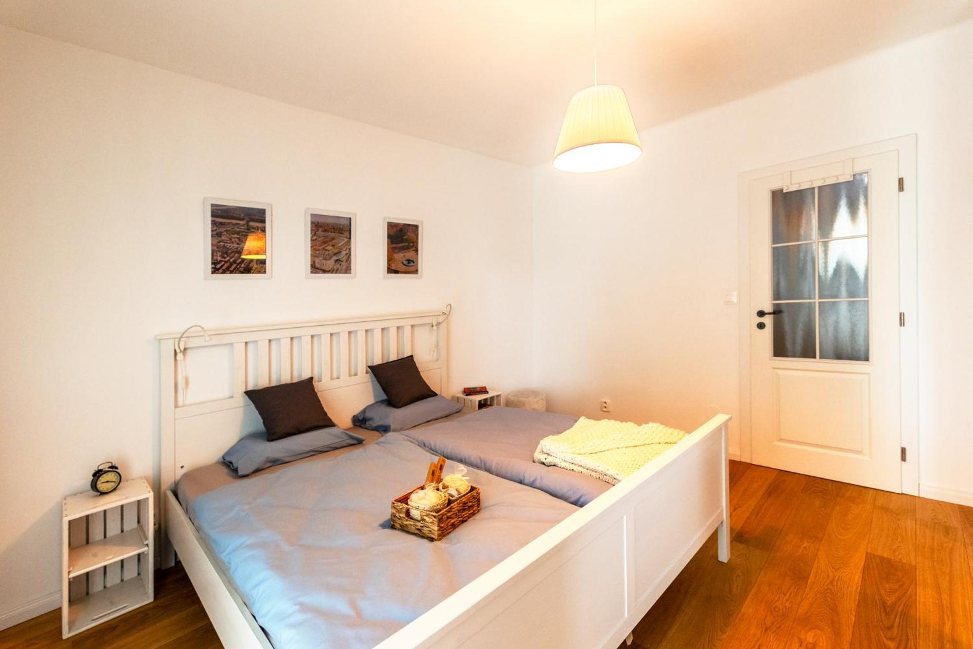 Quiet Apartment In New City Center, Nivy Pressburg Exterior foto