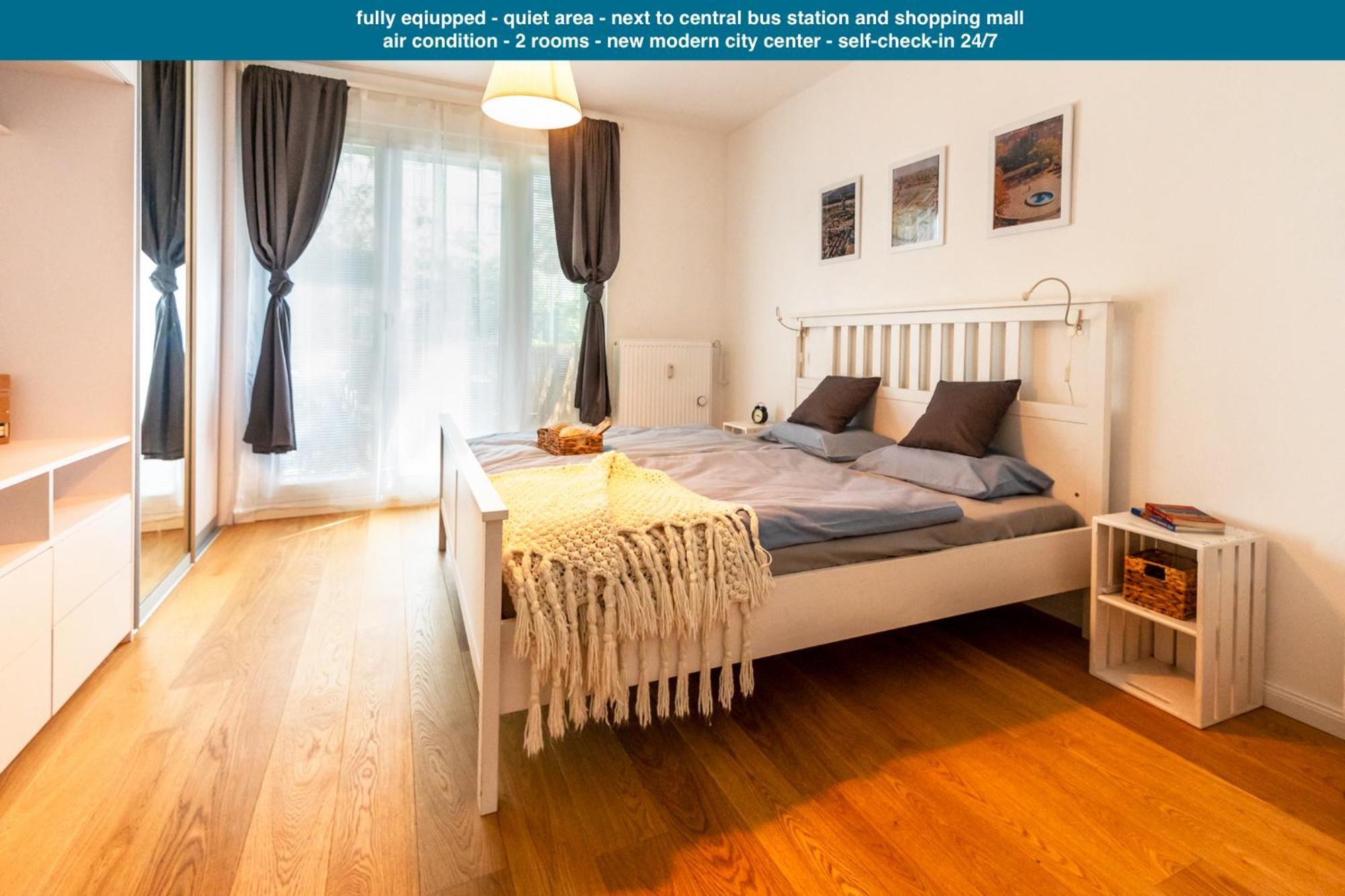 Quiet Apartment In New City Center, Nivy Pressburg Exterior foto